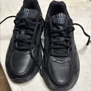 Men's Black Athletic Shoes